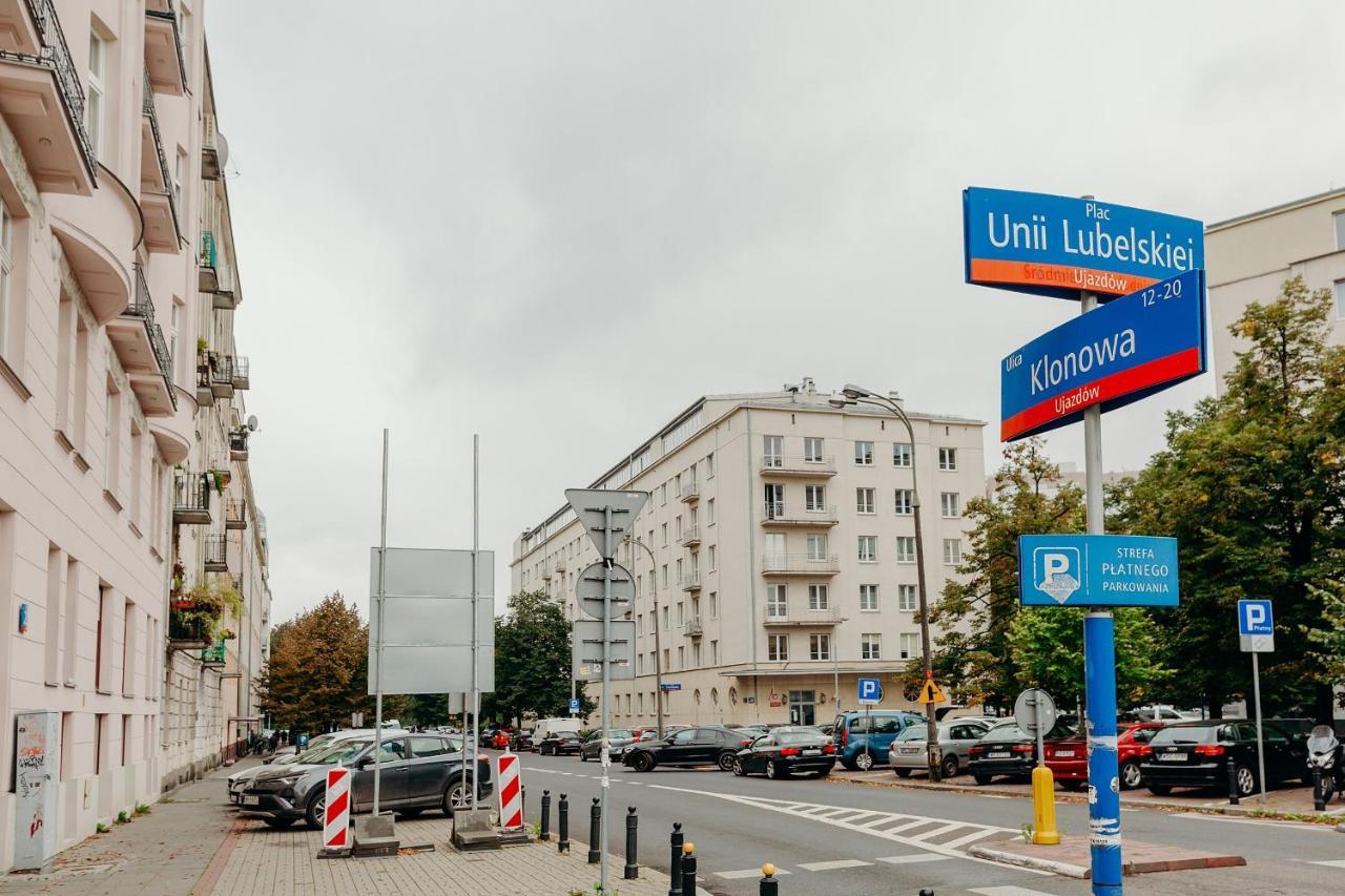 Shortstaypoland Klonowa Варшава Екстер'єр фото